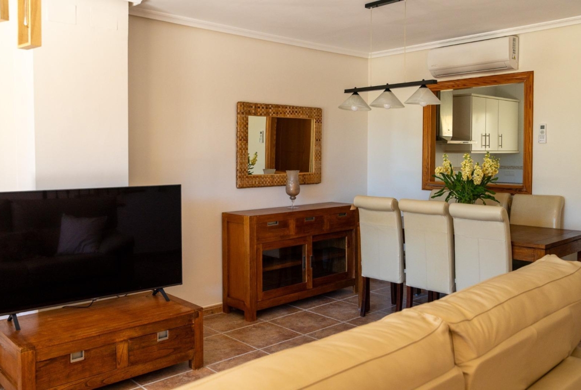 Charming Townhouse with Sea Views in Altea Mascarat