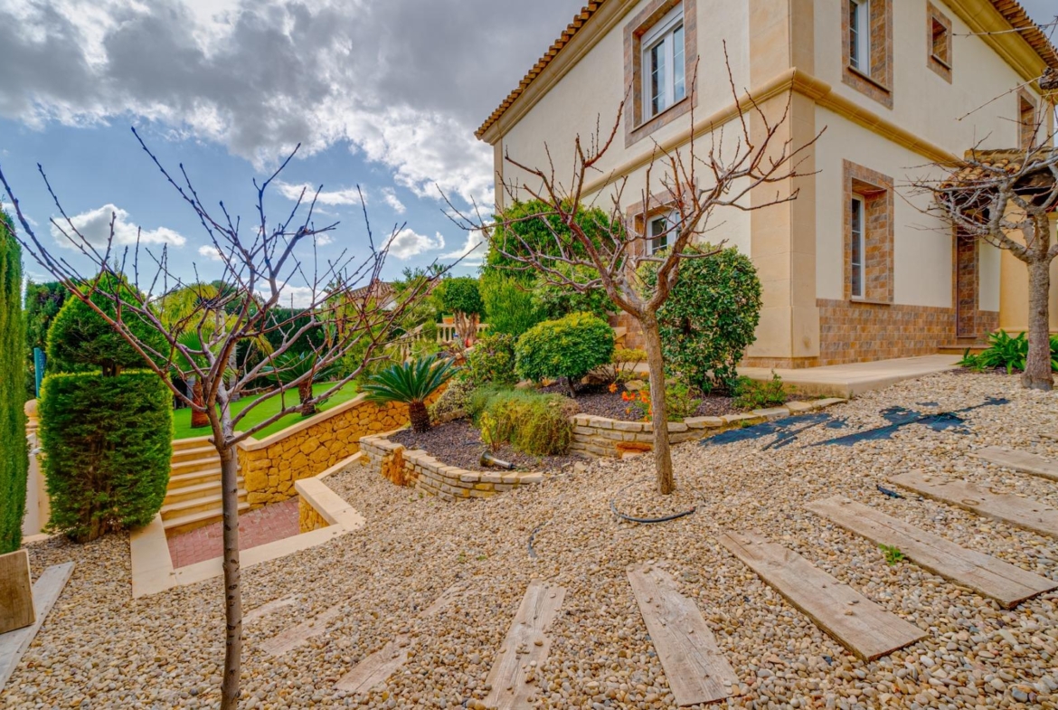 Preciosa Villa en Golf Bahia de Finestrat