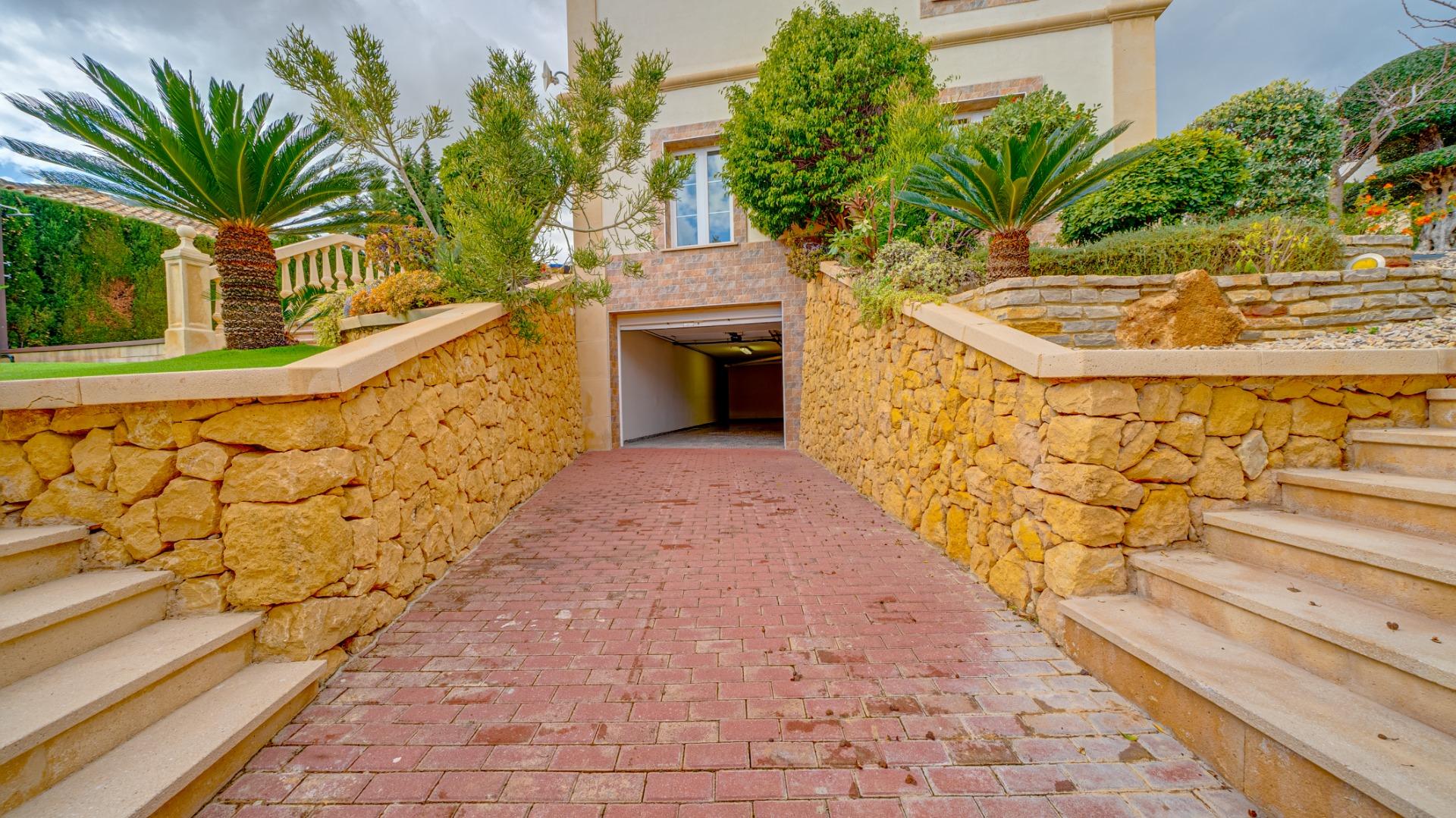 1-66-1 Preciosa Villa en Golf Bahia de Finestrat