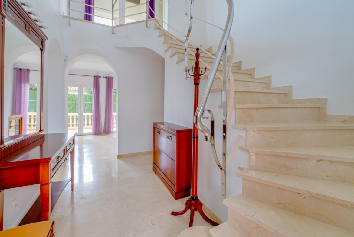 Preciosa Villa en Golf Bahia de Finestrat