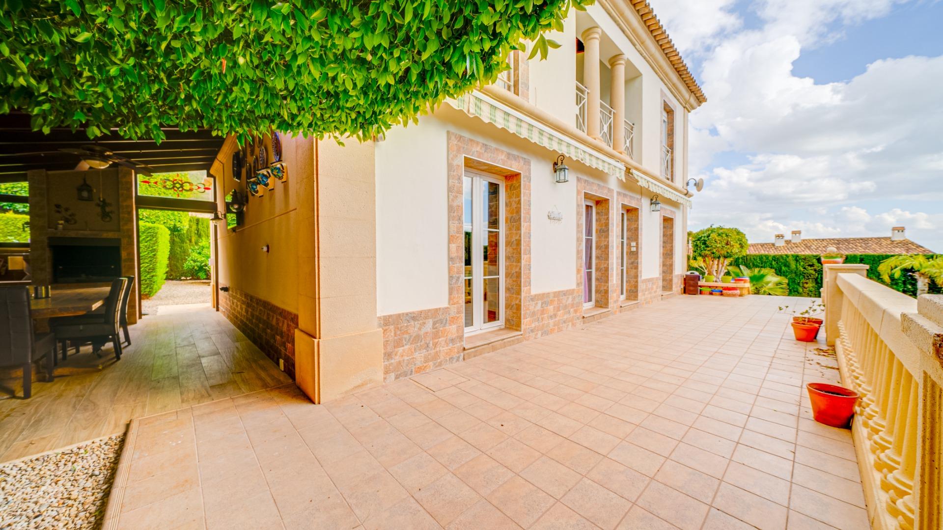 1-68-1 Preciosa Villa en Golf Bahia de Finestrat