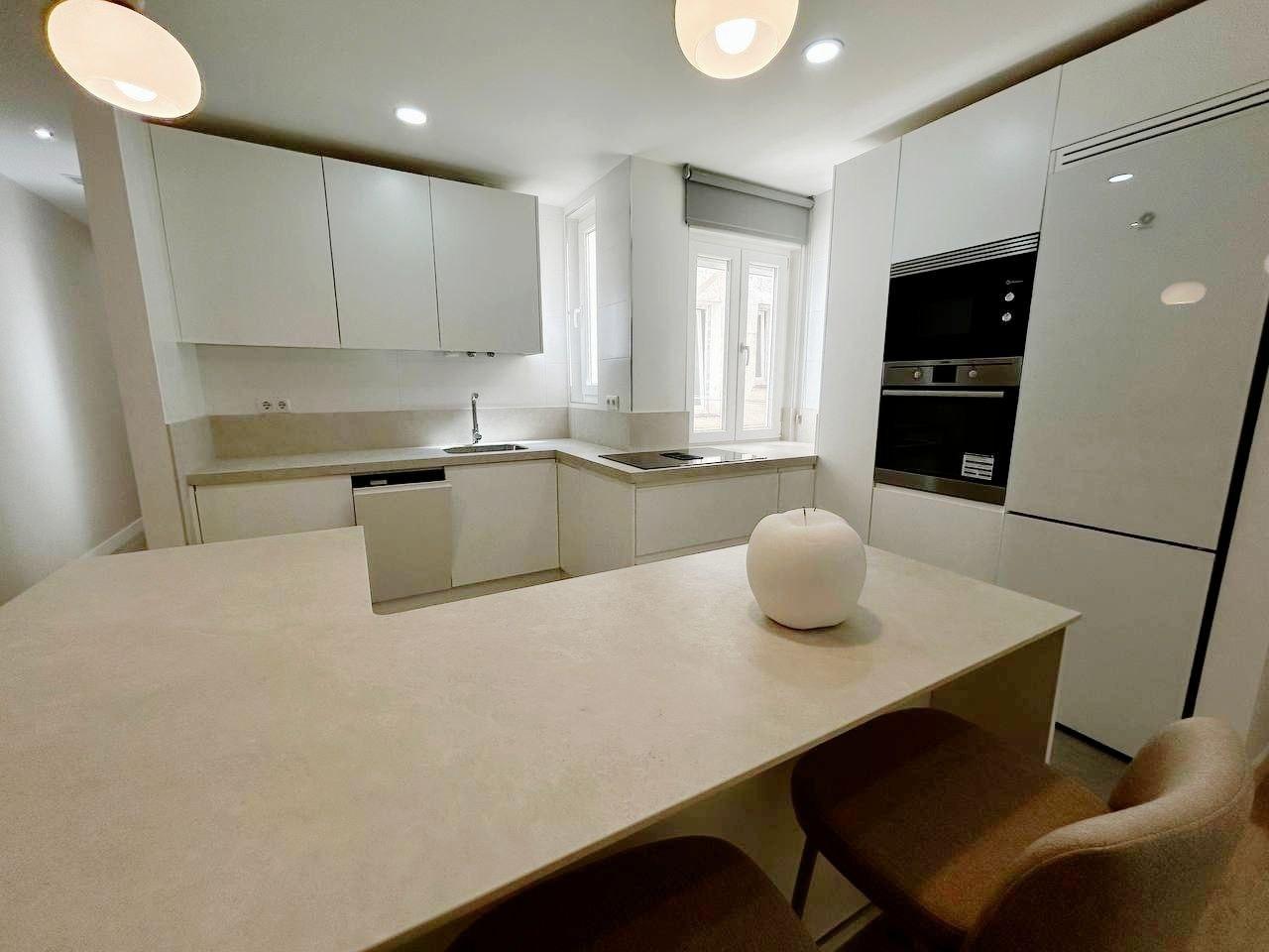 EXCLUSIVE LUXURY APARTMENT BRAND NEW IN GOYA, SALAMANCA NEIGHBORHOOD