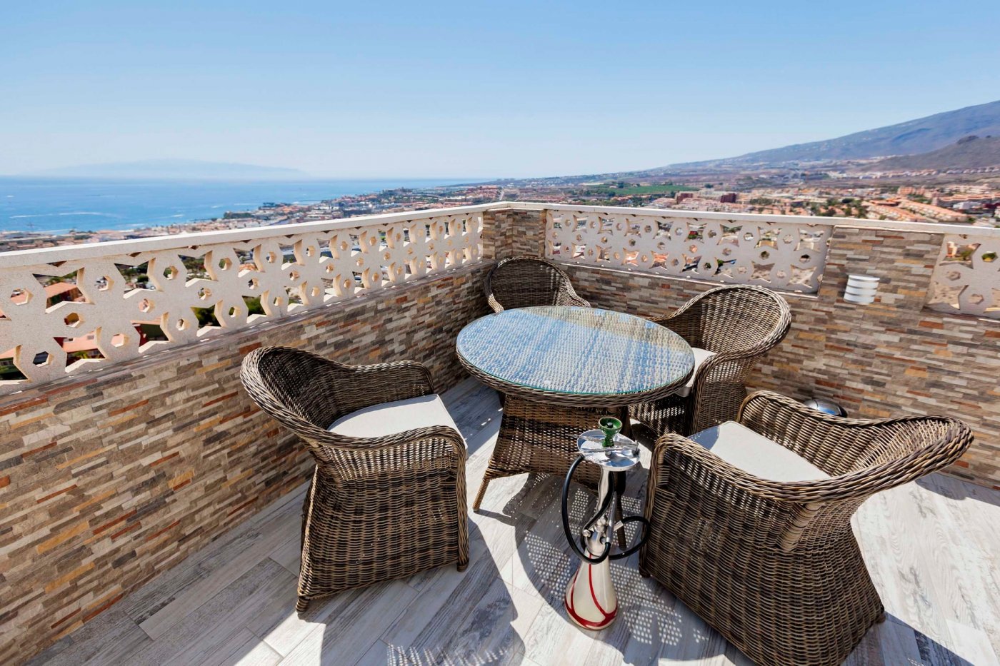 Villa Valentina – con fantásticas vistas al océano y la zona turística