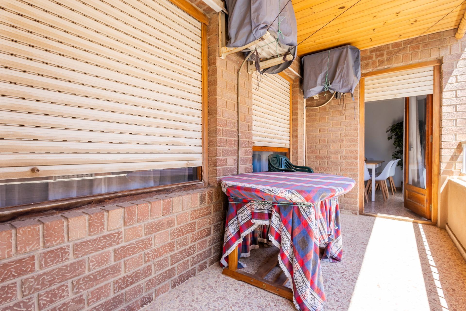 ESPACIOSO APARTAMENTO DE 3 HABITACIONES Y AMPLIA TERRAZA