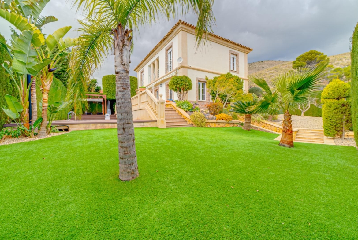 Preciosa Villa en Golf Bahia de Finestrat