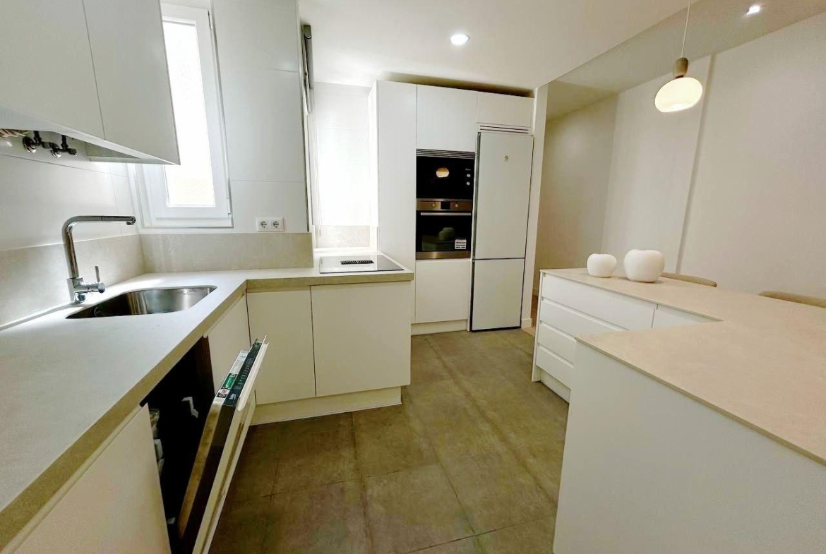 EXCLUSIVE LUXURY APARTMENT BRAND NEW IN GOYA, SALAMANCA NEIGHBORHOOD