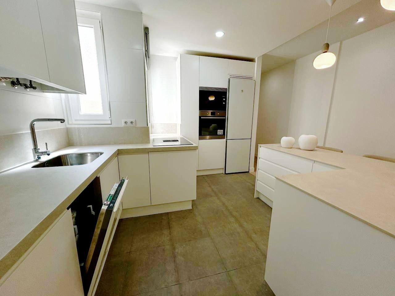 EXCLUSIVE LUXURY APARTMENT BRAND NEW IN GOYA, SALAMANCA NEIGHBORHOOD
