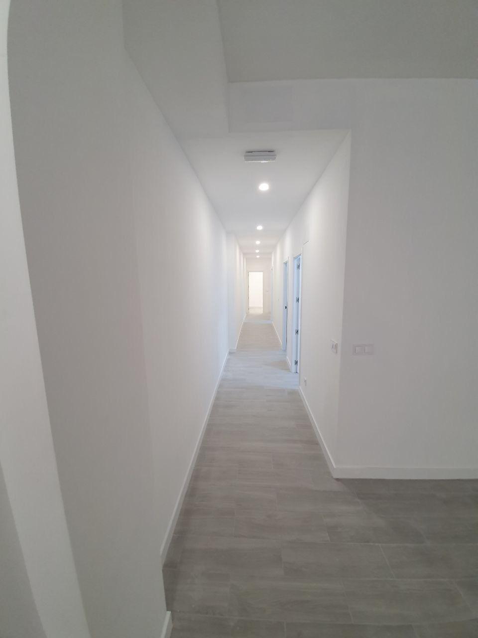 1-8-43 Office for sale in Alicante