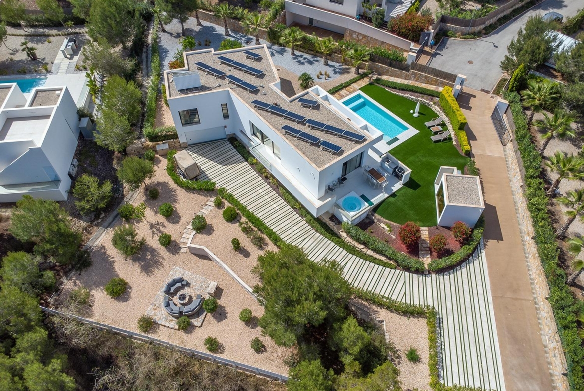 Dream villa in Las Colinas Golf with 1700 m2 plot