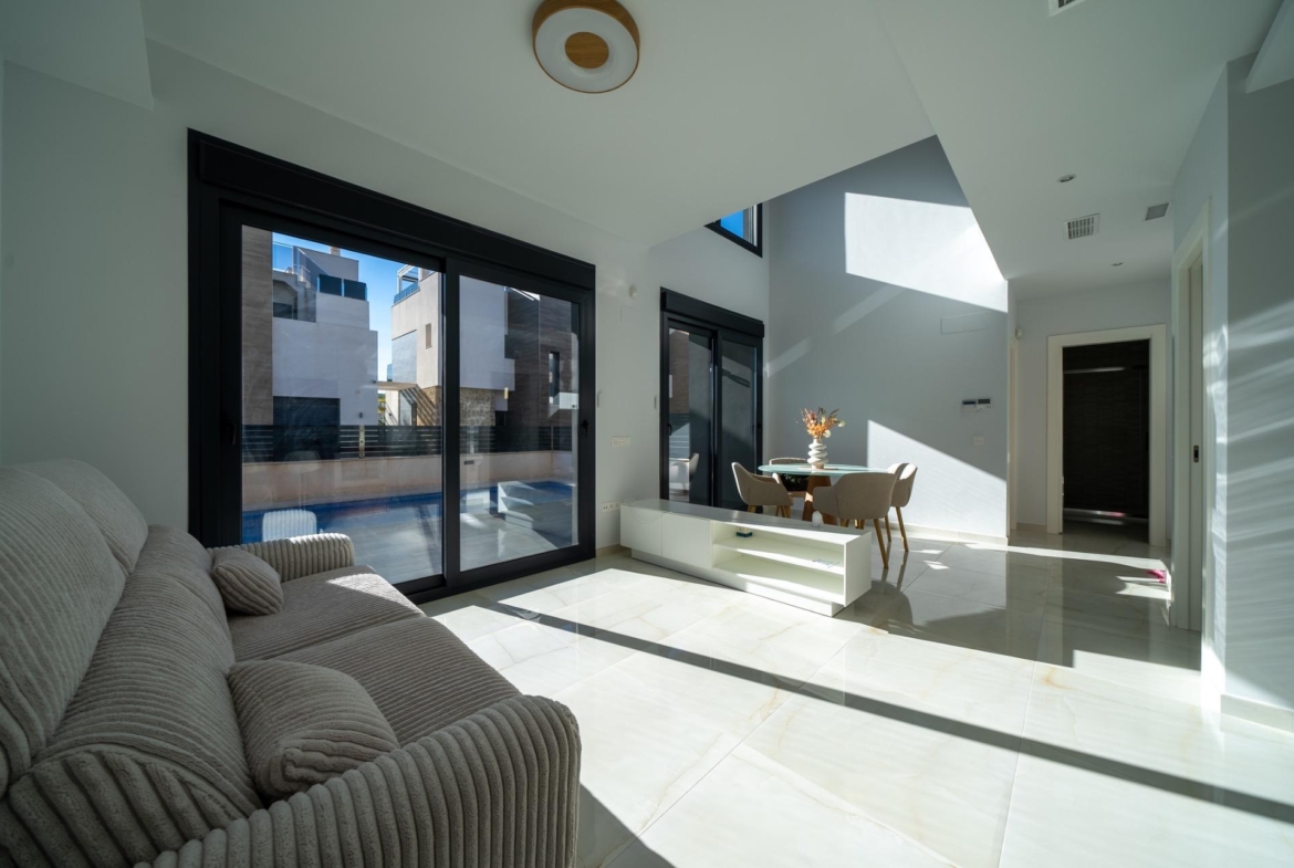 New Detached House for Sale in Orihuela!