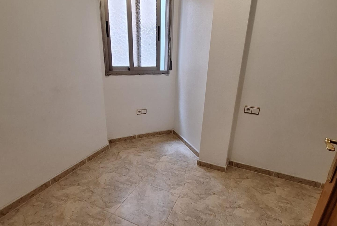 Se vende piso en pleno centro de Torrevieja
