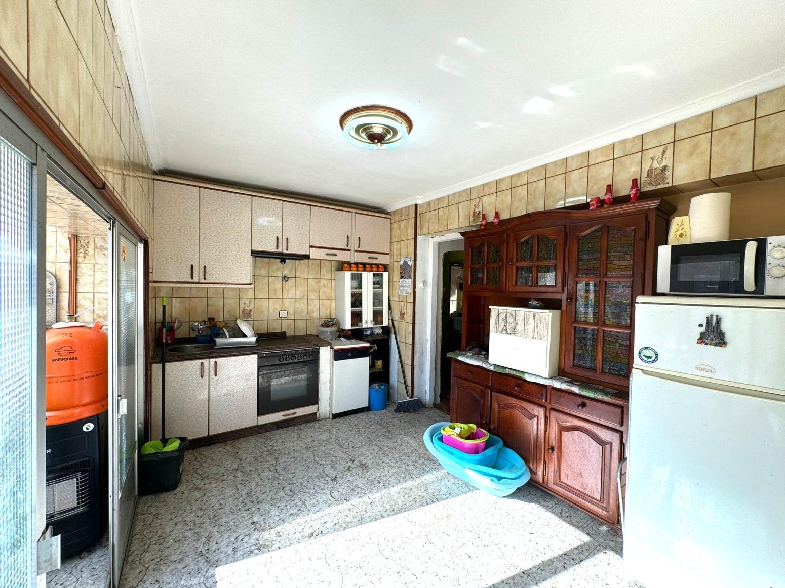 Helder Penthouse in Corigos met panoramisch uitzicht op de bergen