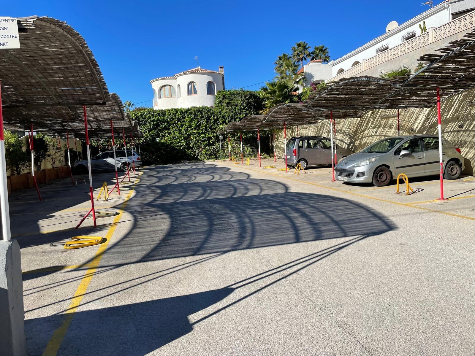 Lichte studio met terras en gemeenschappelijk zwembad in Calpe