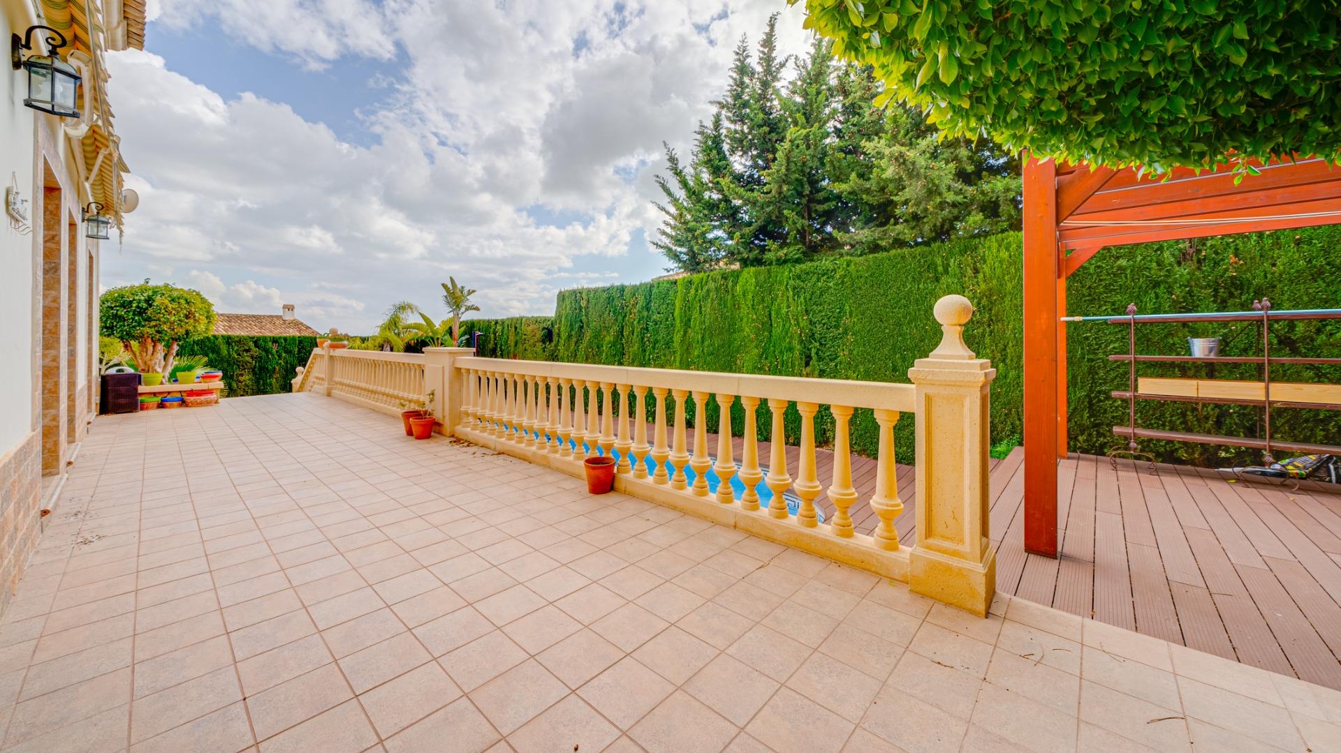 1-83-1 Preciosa Villa en Golf Bahia de Finestrat