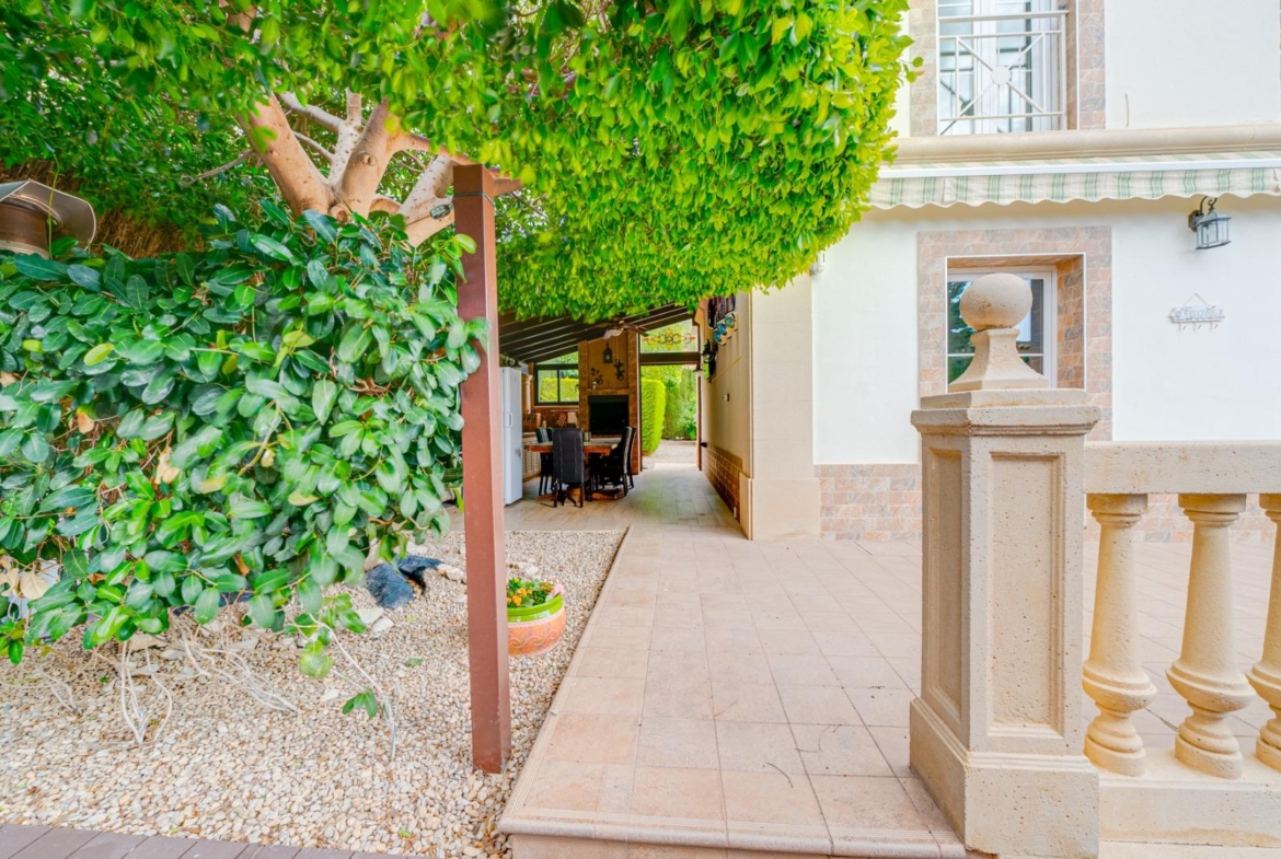 Preciosa Villa en Golf Bahia de Finestrat