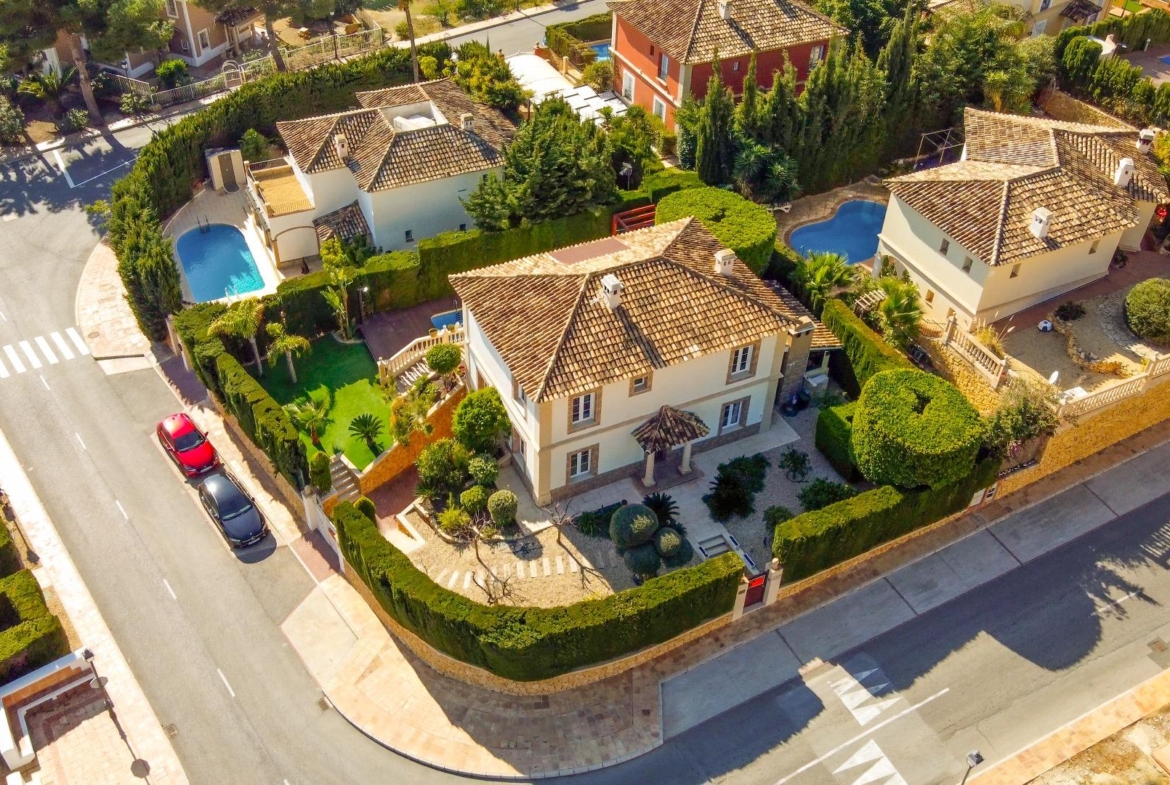 Preciosa Villa en Golf Bahia de Finestrat