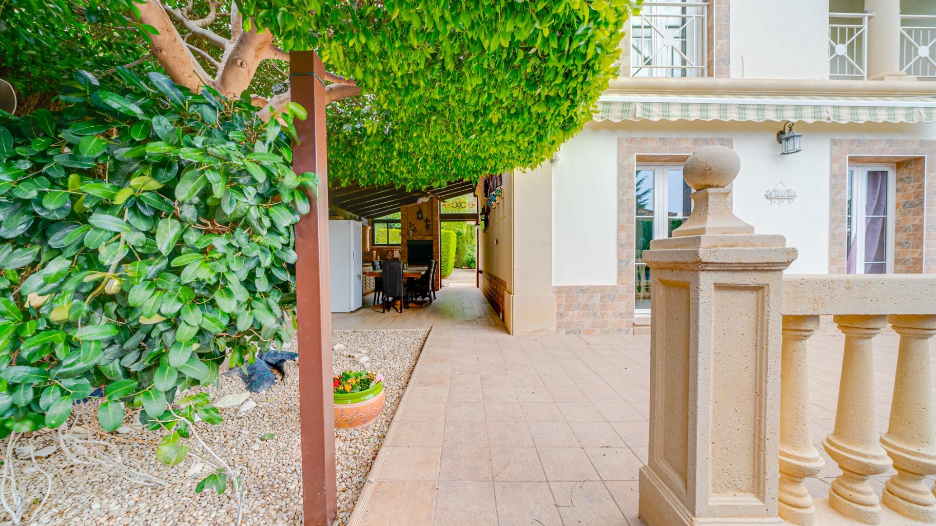 1-89-1 Preciosa Villa en Golf Bahia de Finestrat