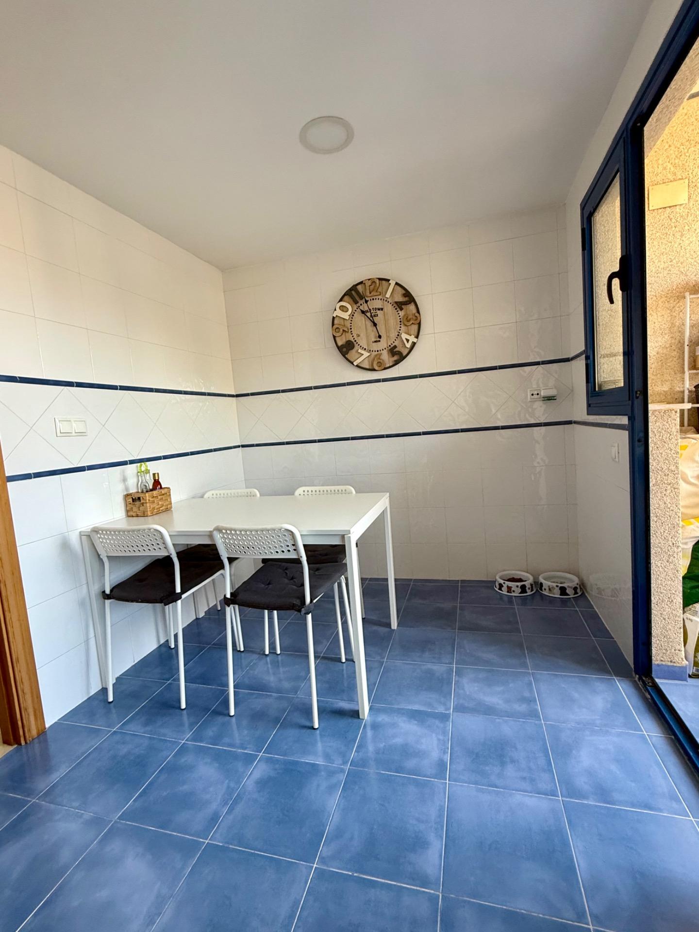 Ático exclusivo en Calpe con vistas panorámicas y proyecto de reforma