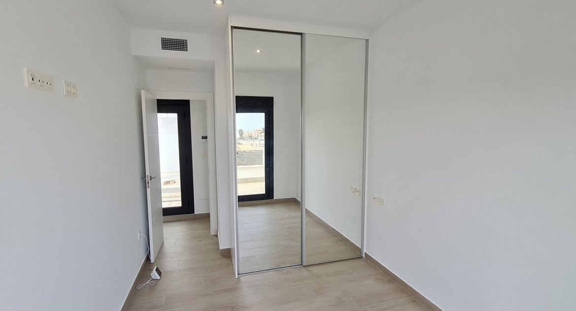 NEW BUILD VILLAS IN ORIHUELA COSTA
