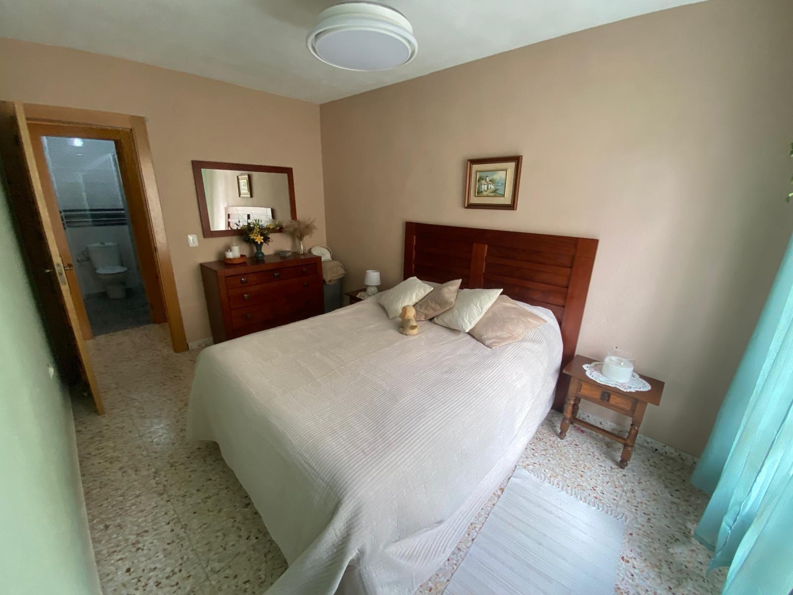 1-9-77 Apartamento de 2 dormitorios, 2 terrazas orientación sur