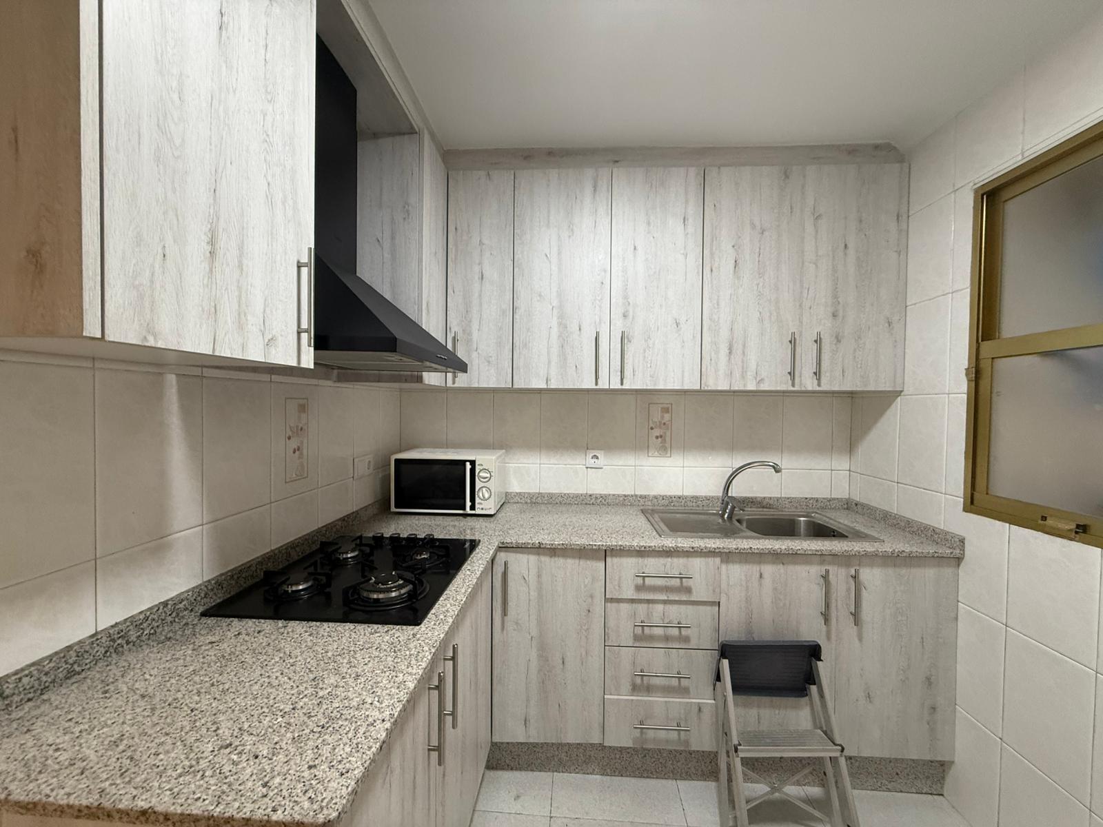 1-9-81 Apartamento de 3 dormitorios 2 baños en La Mata cerca de la playa