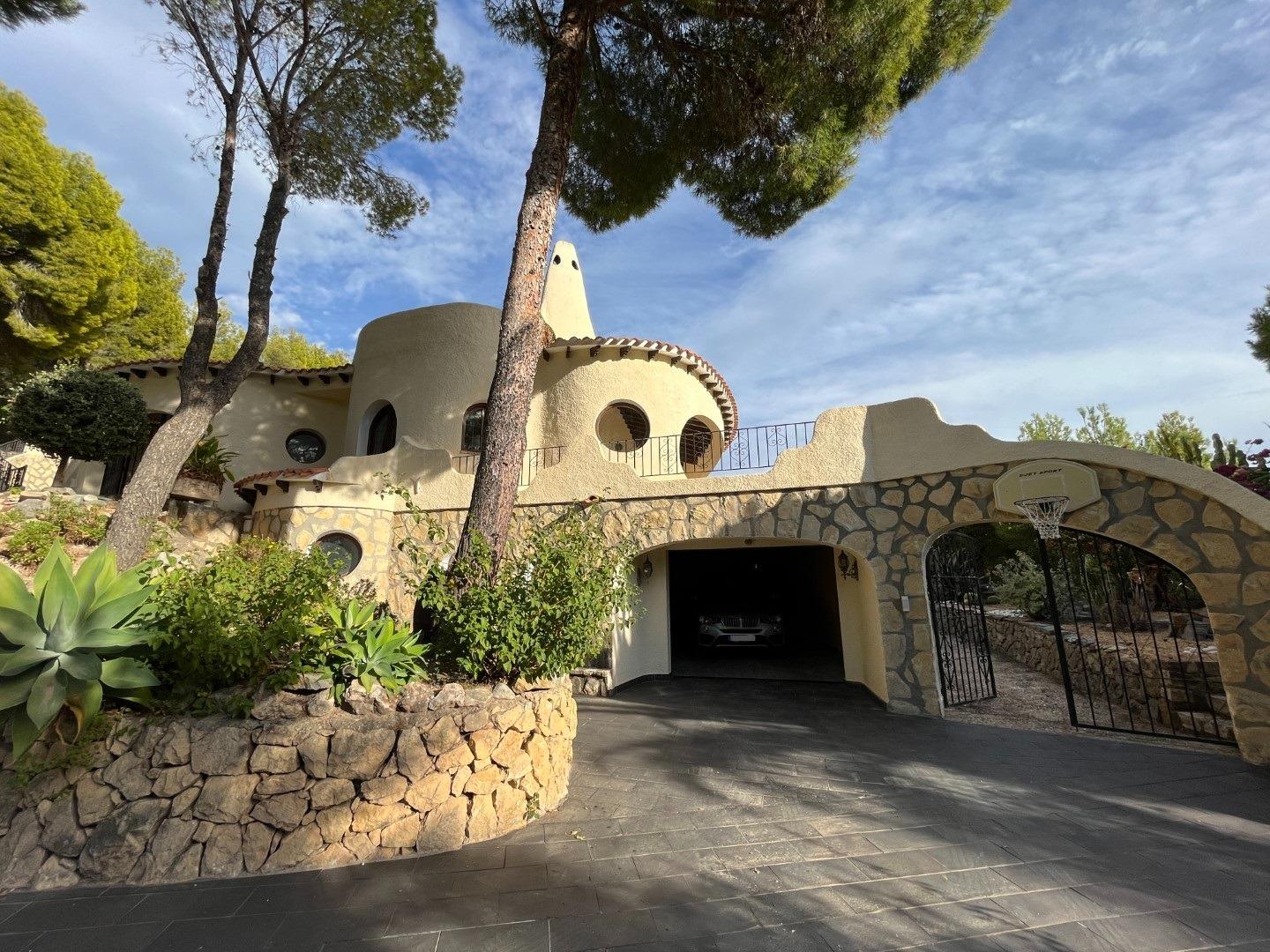 Luxe villa in mediterrane stijl in de Sierra de Altea