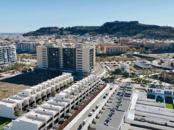 EXCLUSIVE TOWNHOUSES IN NEW AREA OF SAGUNTO – HIGH PALANCE