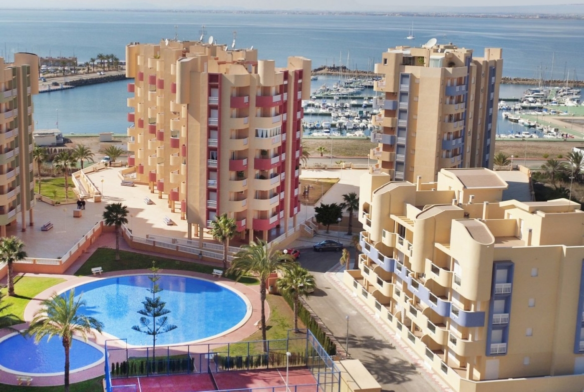 BEAUTIFUL SEA VIEW APARTMENTS IN LA MANGA
