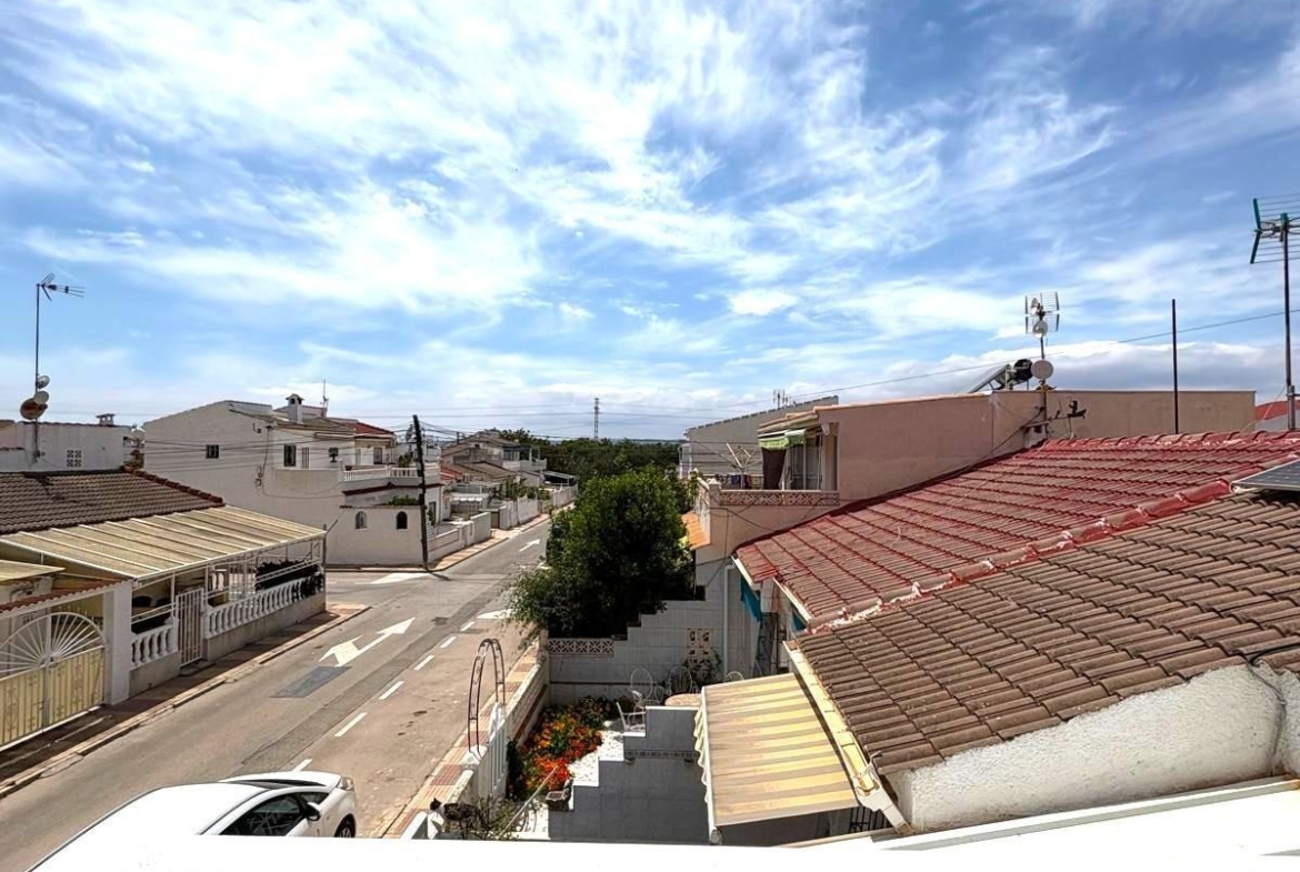 DUPLEX TRANQUILO EN EL LIMONAR