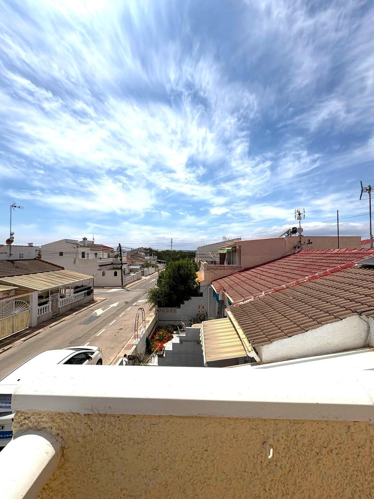 DUPLEX TRANQUILO EN EL LIMONAR