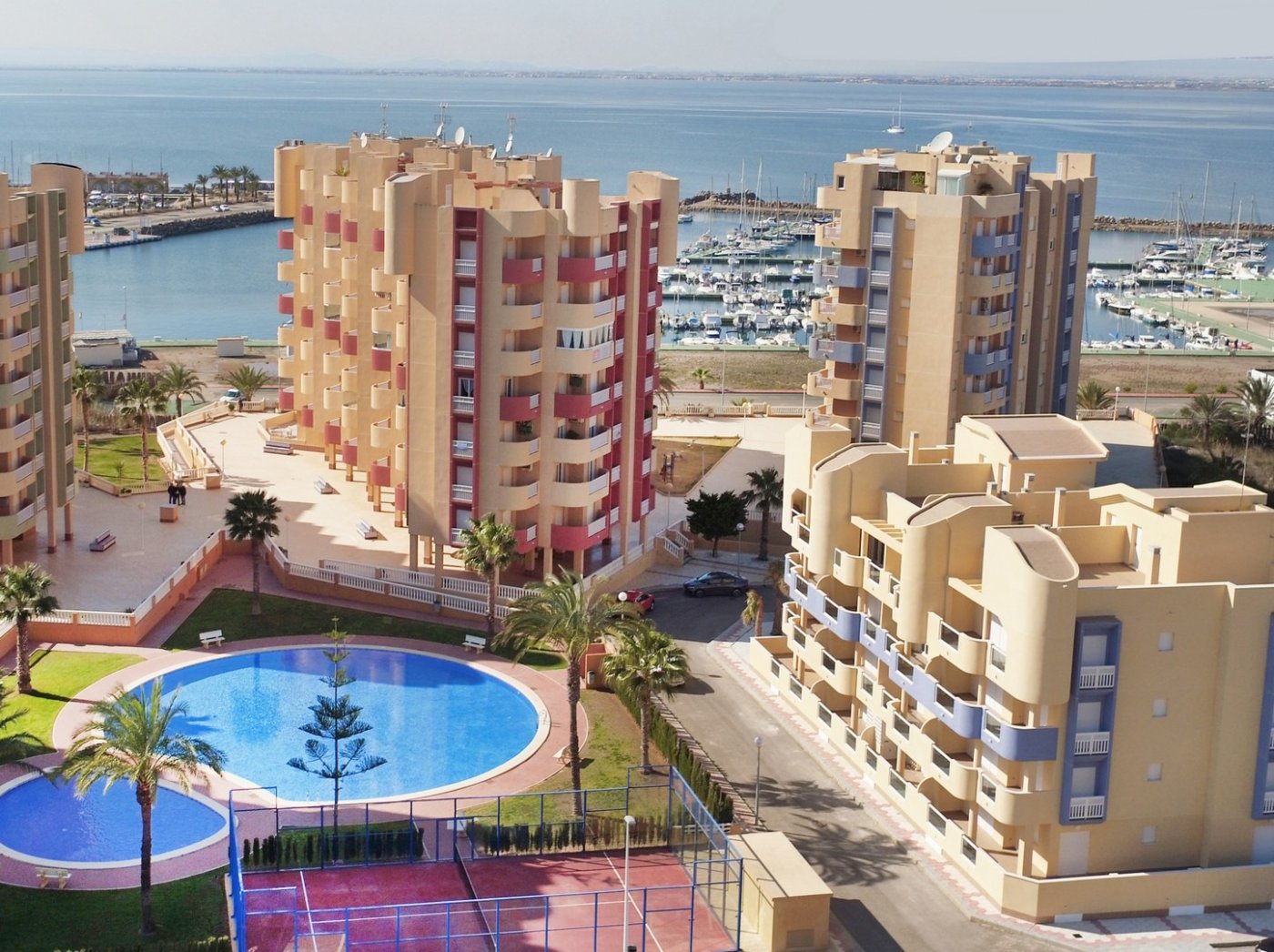 10-12 BEAUTIFUL SEA VIEW APARTMENTS IN LA MANGA