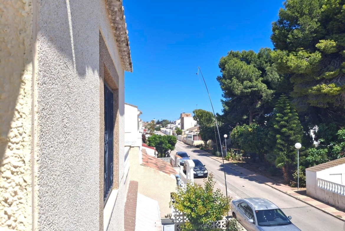 DUPLEX TRANQUILO EN EL LIMONAR