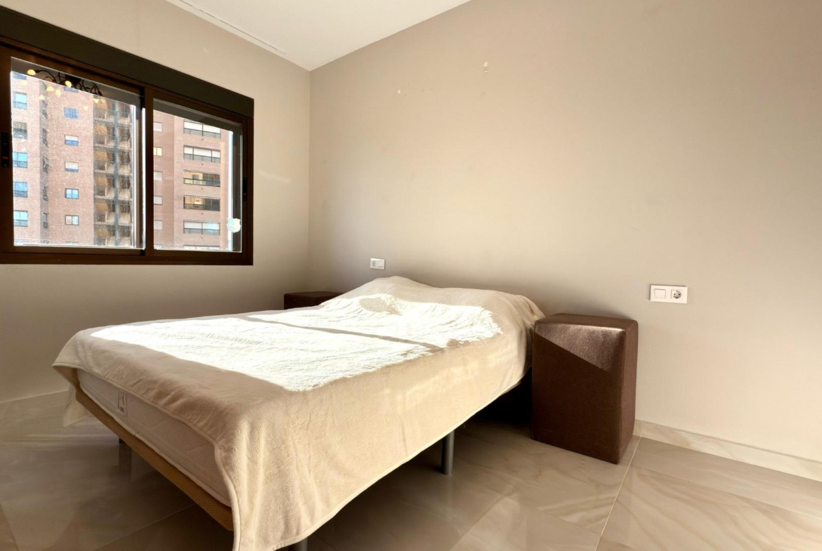 Luxe appartement in het Iconische Coblanca 40 gebouw met uitzicht op zee
