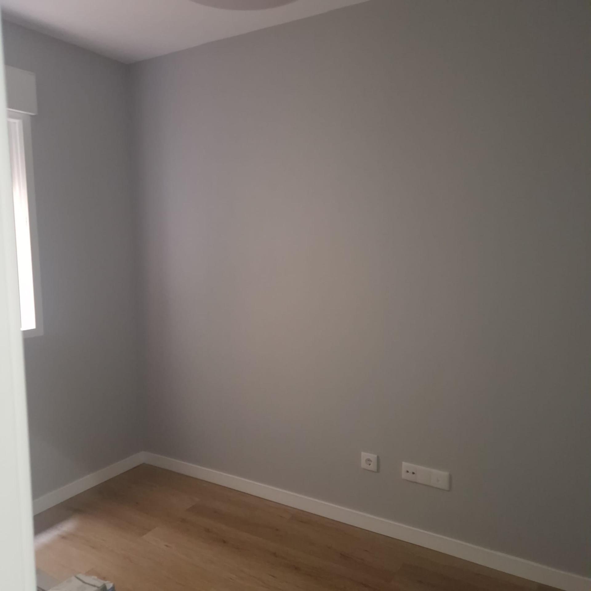 GRAN APARTAMENTO COMPLETAMENTE REFORMADO EN TORREVIEJA, 2 HAB, 2  BAÑOS