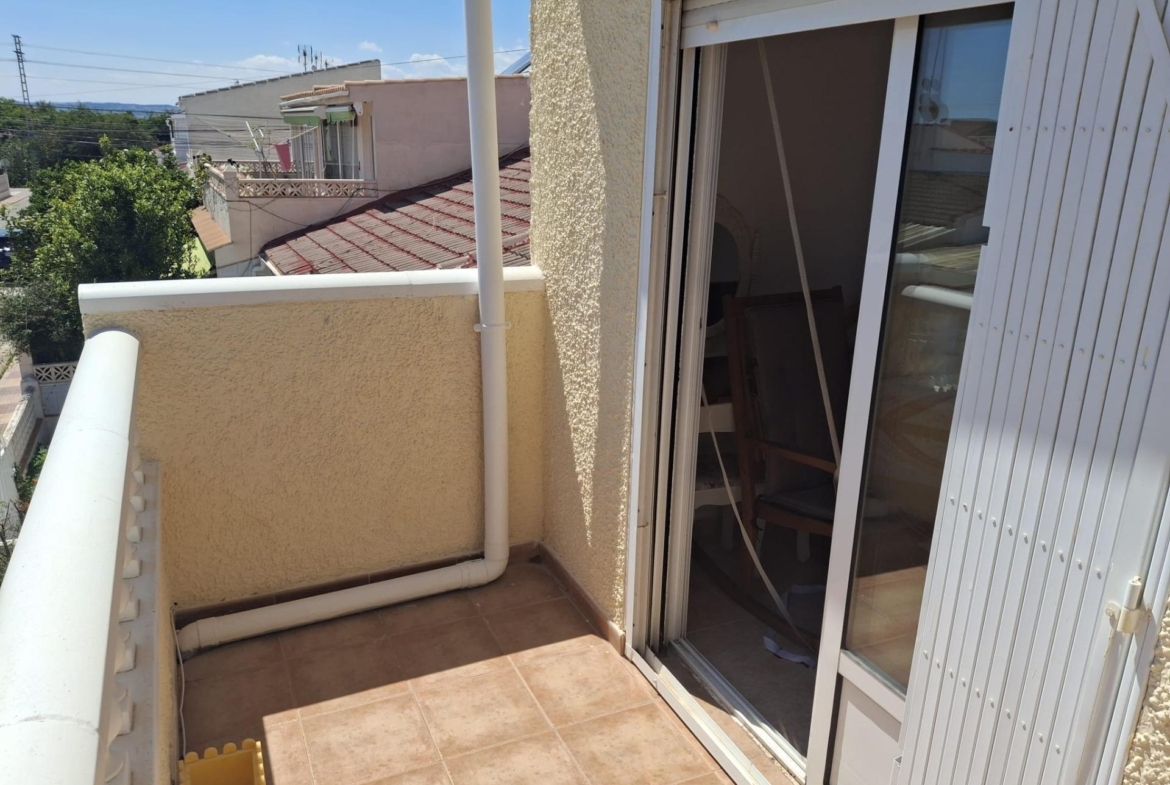 DUPLEX TRANQUILO EN EL LIMONAR