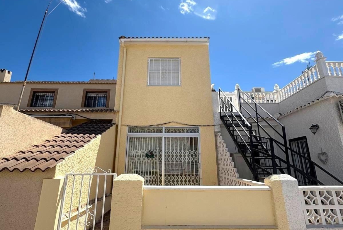 DUPLEX TRANQUILO EN EL LIMONAR