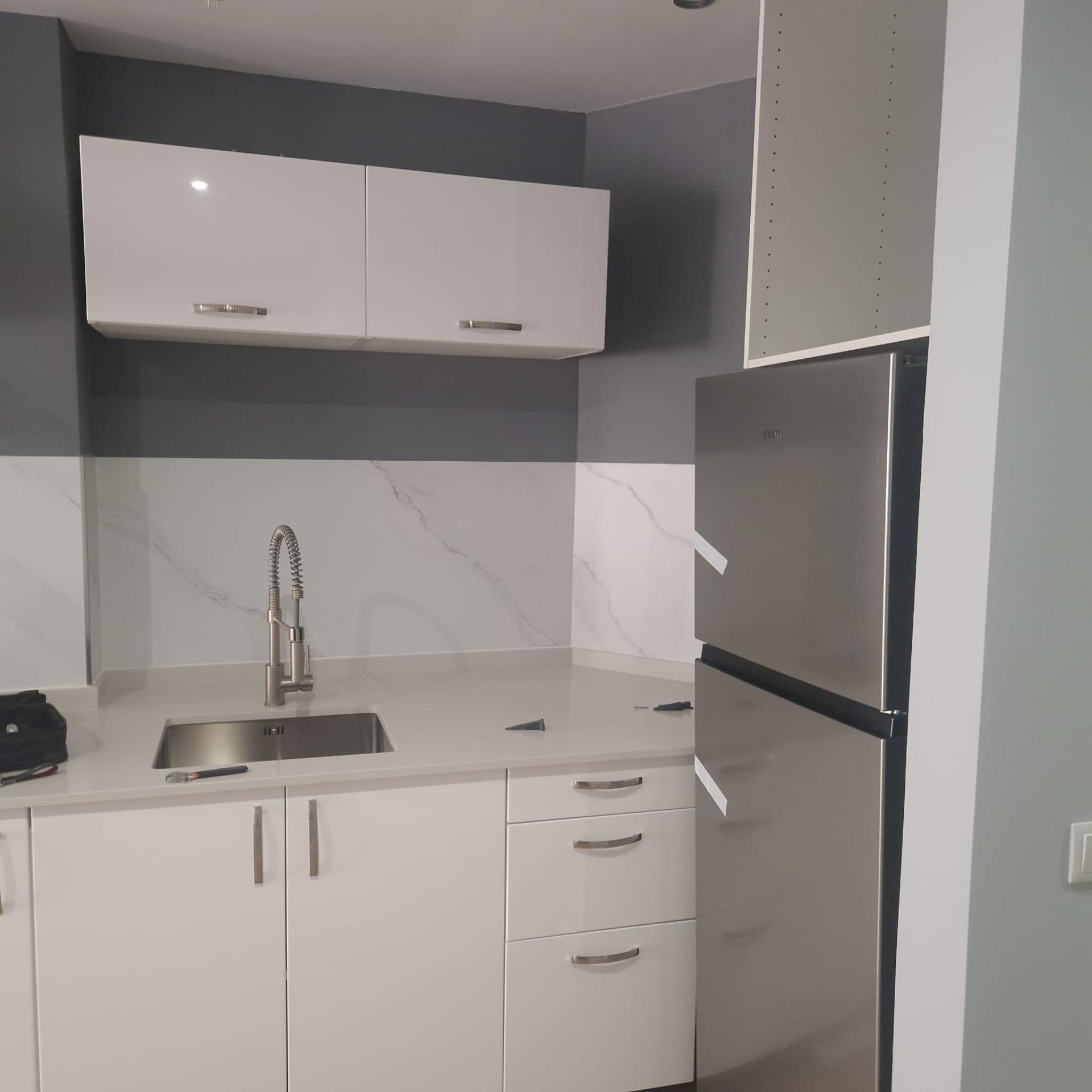 GRAN APARTAMENTO COMPLETAMENTE REFORMADO EN TORREVIEJA, 2 HAB, 2  BAÑOS
