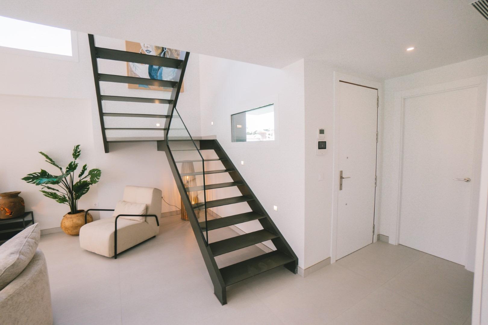 10-21 Exclusive newly built villas in Sierra Cortina