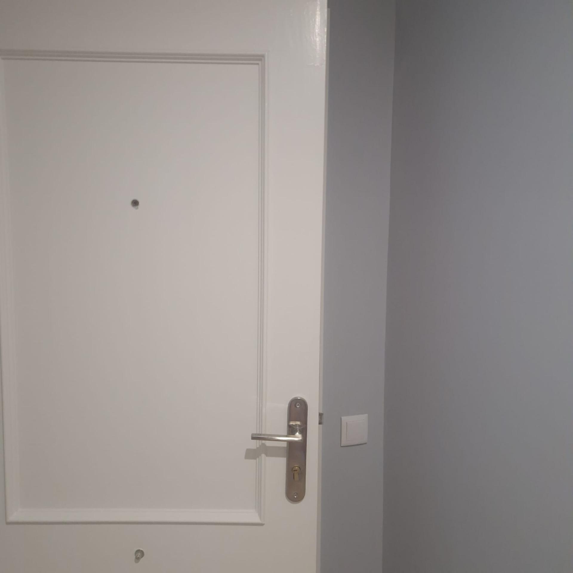 GRAN APARTAMENTO COMPLETAMENTE REFORMADO EN TORREVIEJA, 2 HAB, 2  BAÑOS