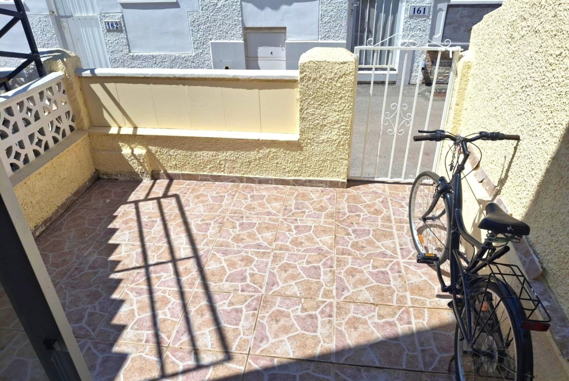 DUPLEX TRANQUILO EN EL LIMONAR
