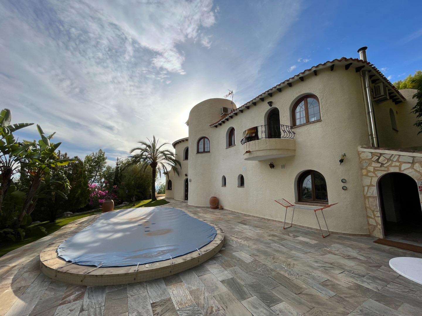 Luxe villa in mediterrane stijl in de Sierra de Altea