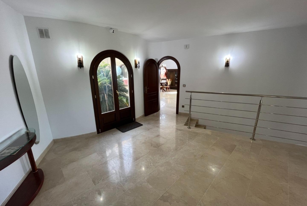 Luxe villa in mediterrane stijl in de Sierra de Altea