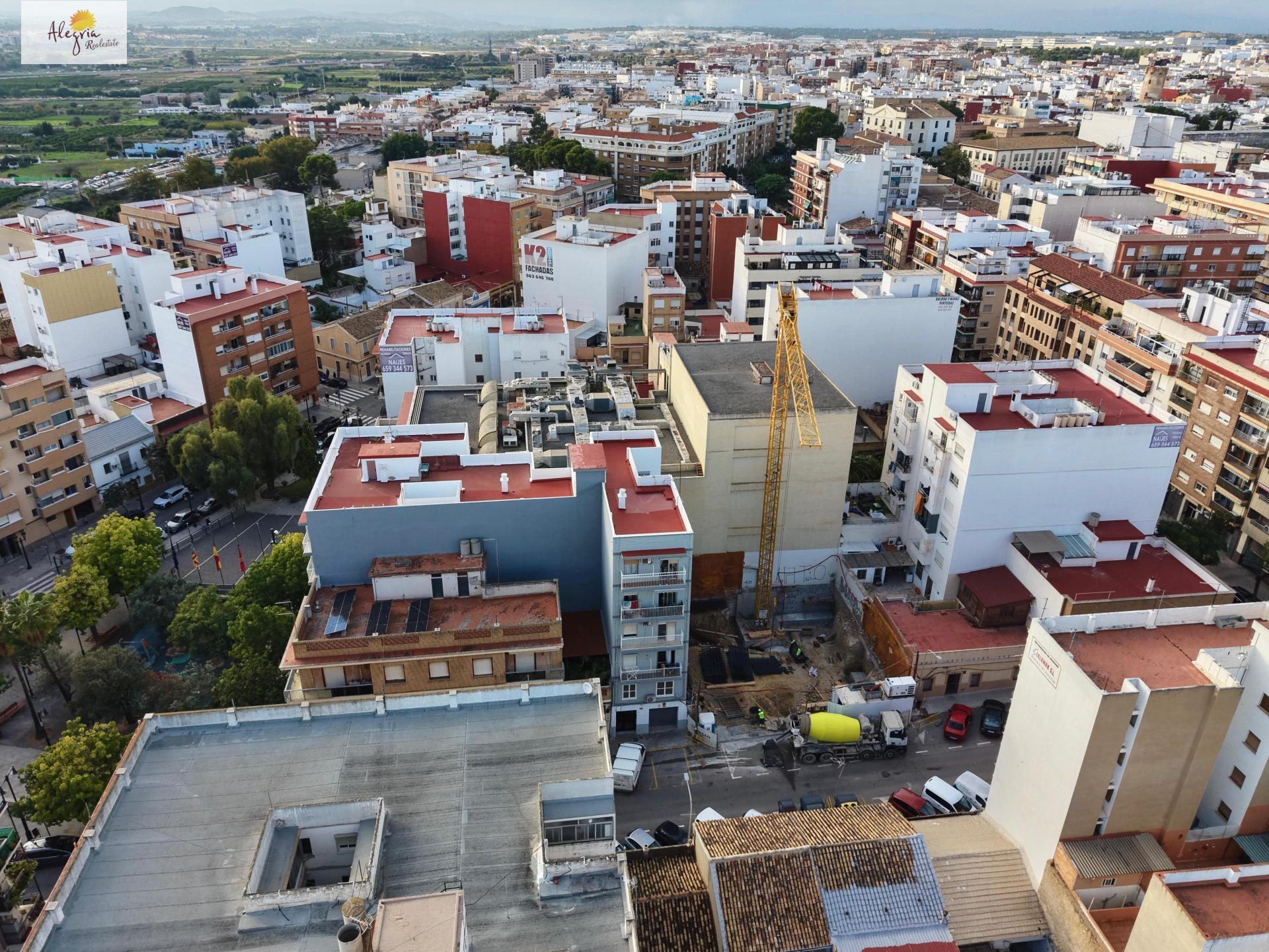 10-4-8 EXCLUSIVE PENTHOUSE IN NEW BUILDING IN PATERNA