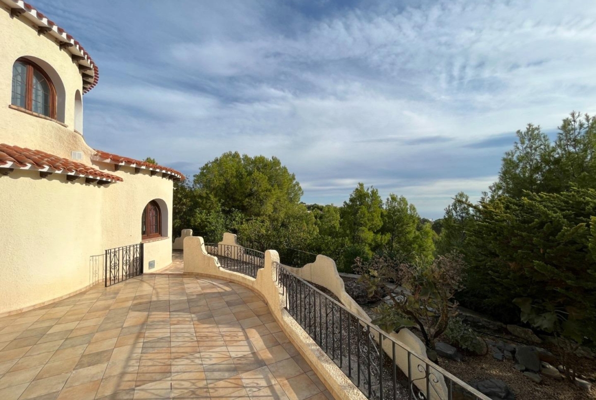 Luxe villa in mediterrane stijl in de Sierra de Altea