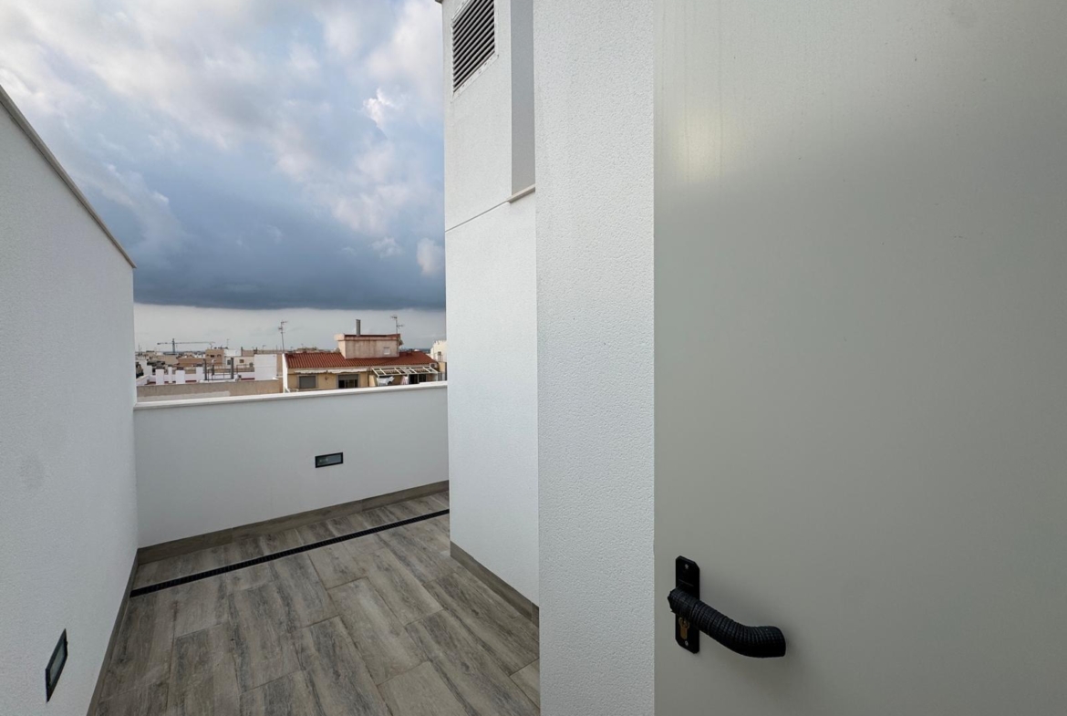 NEW BUILD APARTMENT “ALEGRIA 22” 2 BED. 2 BATHS. 85 M2. BBQ AREA AND SAUNA. BEACH 1000 METERS AWAY.