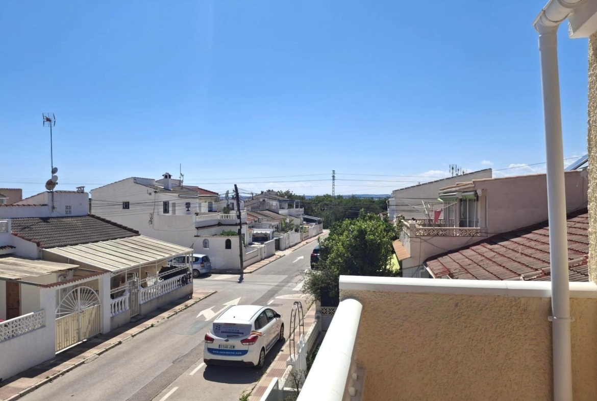 DUPLEX TRANQUILO EN EL LIMONAR