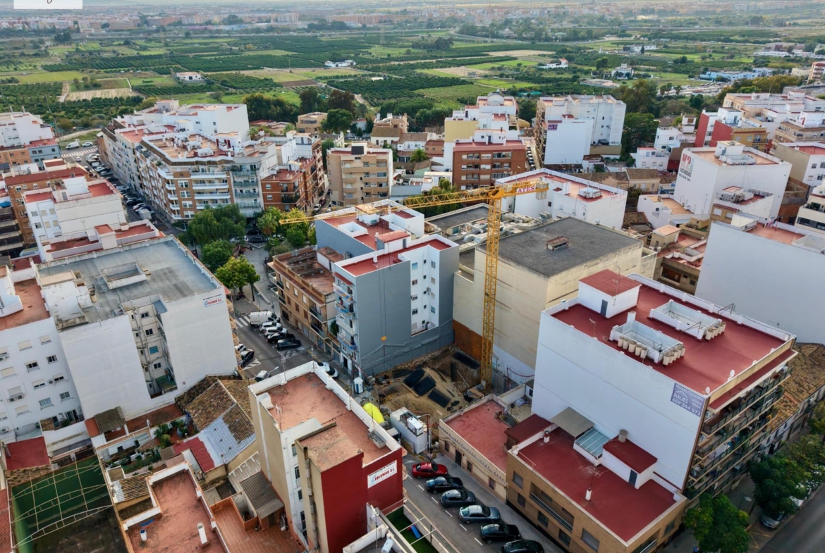 EXCLUSIVE PENTHOUSE IN NEW BUILDING IN PATERNA