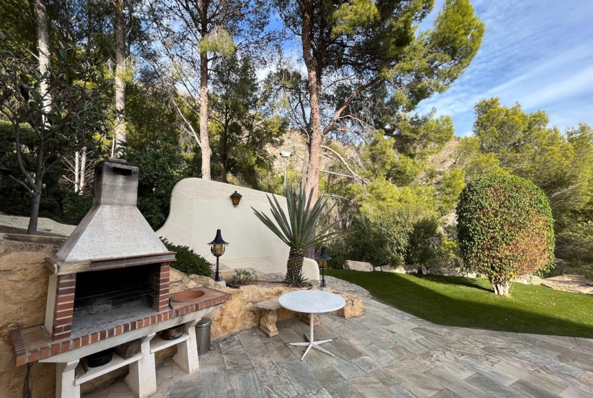 Luxe villa in mediterrane stijl in de Sierra de Altea