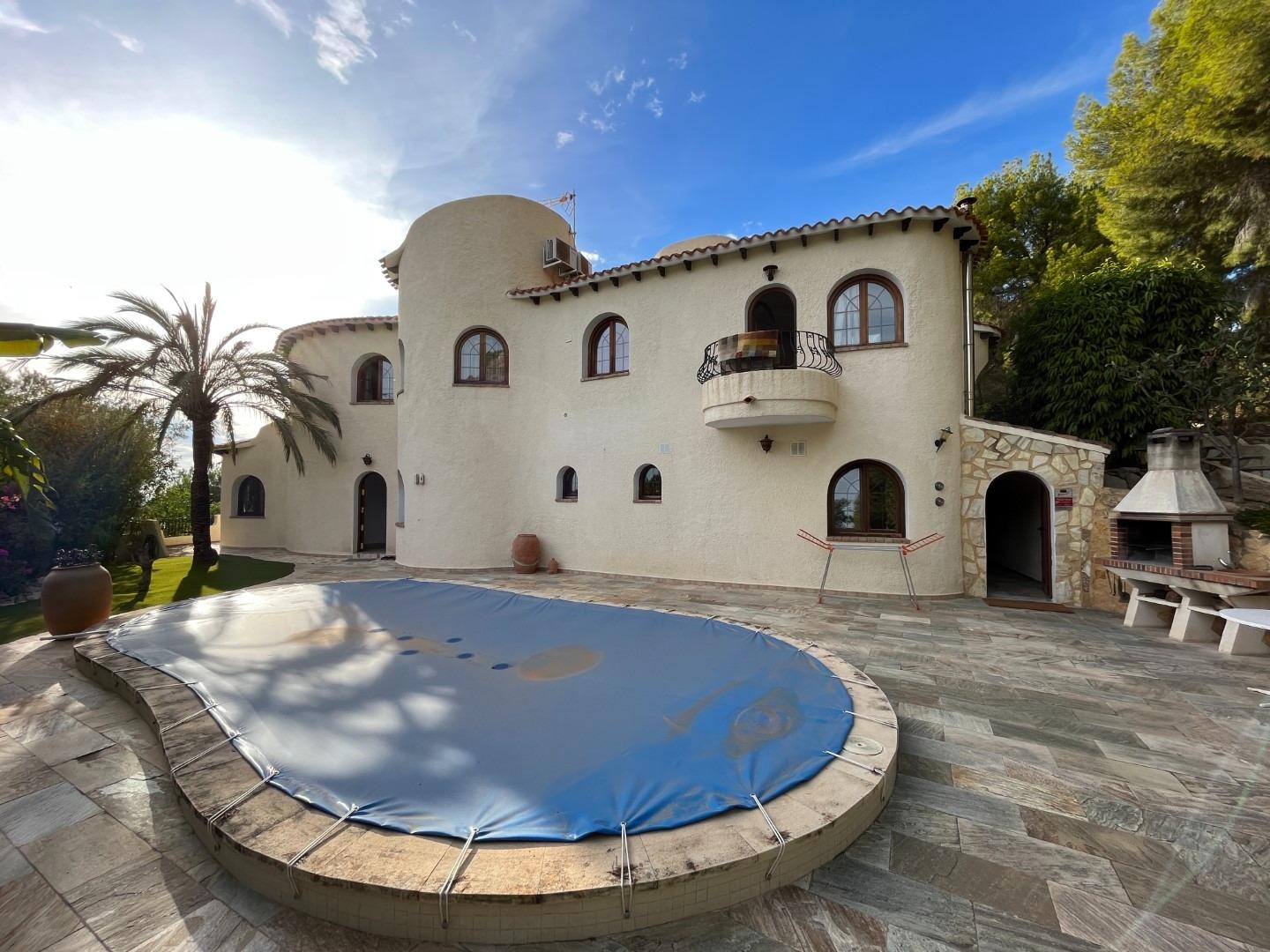 Luxe villa in mediterrane stijl in de Sierra de Altea