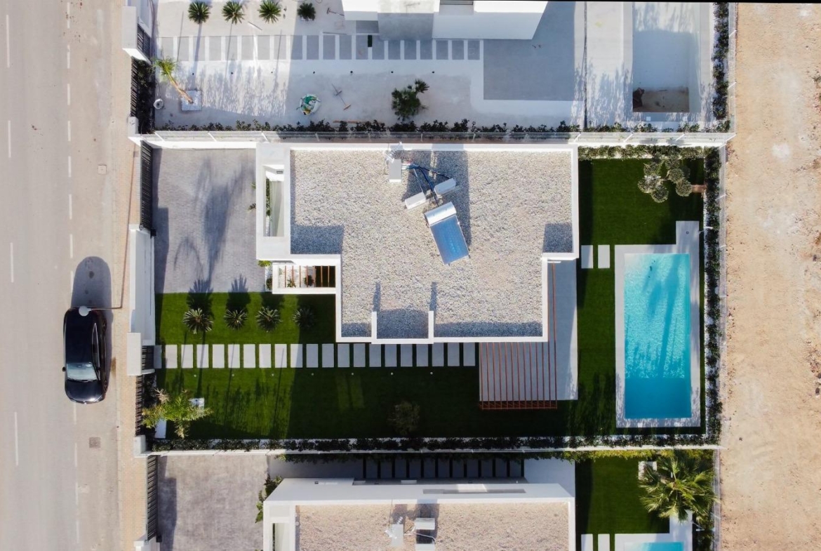Exclusive newly built villas in Sierra Cortina